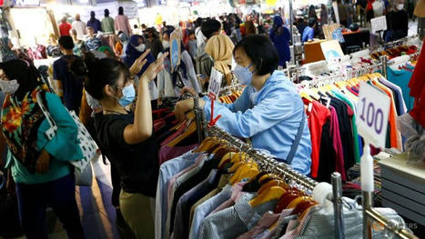 Indonesian consumers show growing confidence for first time in a year: Central bank survey | Indonesian Travellers | Scoop.it