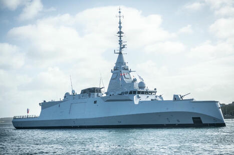 La frégate de défense et d’intervention Amiral Ronarc’h a quitté Lorient vers son port base de Brest | DEFENSE NEWS | Scoop.it