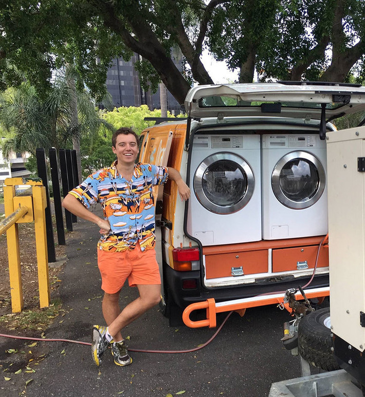 Two Friends Turned Their Van Into A Mobile Laundromat To Wash Clothes For The Homeless | Walking On Sunshine | Scoop.it