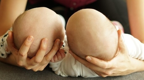 Äidiksi vieraan sijaissynnyttäjän avulla, munasolu omalta siskolta – "Välillä pitää ihan nipistää itseään" | 1Uutiset - Lukemisen tähden | Scoop.it