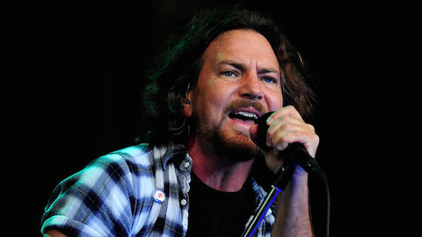 Pearl Jam's Ten Was Released 27 Years Ago Today, Watch a Vintage Performance from 1991 | Winning The Internet | Scoop.it