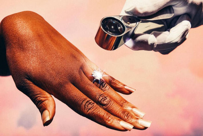 The Diamond Industry&rsquo;s Old Guard Wants You to Buy &lsquo;Natural&rsquo; | The UHNW Lifestyle Report | Scoop.it