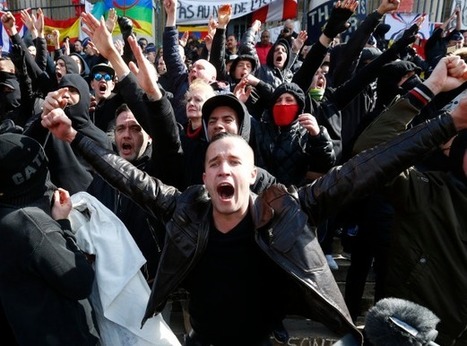 450 Belges crient "On est chez nous", et tout le monde leur tombe dessus, même Philippot | ACTUALITÉ | Scoop.it