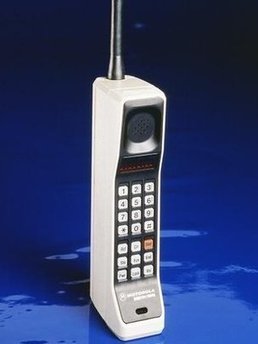 Mobile phone hits 40th birthday | Social Media, Technology & Design | Scoop.it