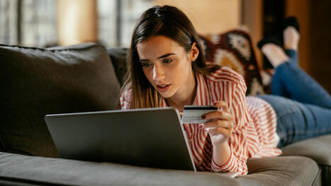 La dysmorphie financière, vivre au-dessus de ses moyens à cause des réseaux sociaux | Comportements digitaux | Scoop.it
