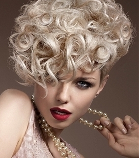 Curly Prom Hairstyles For Long Hair 2012 Cele