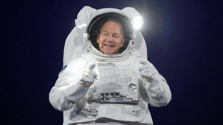 This billionaire says the market may be in for a &lsquo;breathtaking&rsquo; correction &mdash; but he&rsquo;s still buying AI stocks. Here&rsquo;s why | Family Office & Billionaire Report - Empowering Family Dynasties | Scoop.it