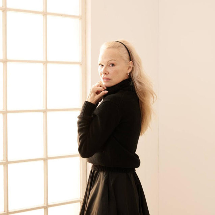 Pamela Anderson wants to talk to you about Canada | The UHNW Lifestyle Report | Scoop.it