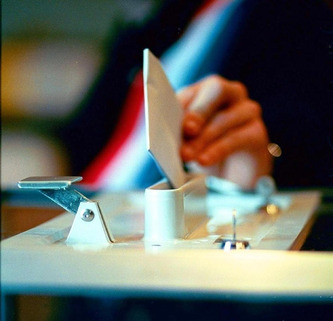 Pr&eacute;sidentielle&nbsp;: plusieurs dizaines de personnalit&eacute;s plaident pour l&rsquo;instauration avant 2027 de la proportionnelle aux l&eacute;gislatives | Elections - Municipales 2026 | Scoop.it