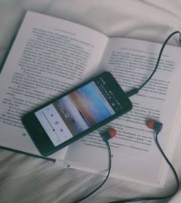 Streaming : 27 Mds d&rsquo;&eacute;coutes et 136 M&euro; de revenus | UseNum - Musique | Scoop.it