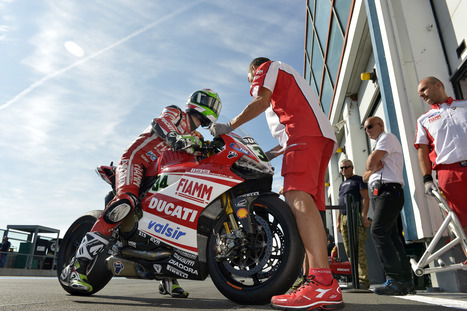 Ducati Superbike Team - Magny-Cours SBK Weekend Photo Gallery | Ductalk: What's Up In The World Of Ducati | Scoop.it