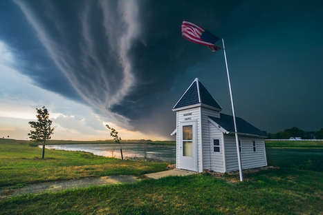 The Jaw-Dropping Photography of Storm Chaser Mike Hollingshead | Mobile Photography | Scoop.it