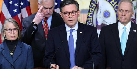 'It's just strange': GOP senator baffled by party's urge to jump off health-care cliff - Raw Story | Backstabber Watch | Scoop.it