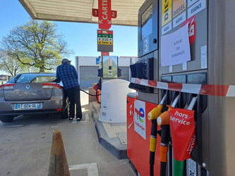 Prix des carburants&nbsp;: le formulaire de demande d&rsquo;indemnit&eacute; de 100&nbsp;euros pour les &laquo;&nbsp;grands rouleurs&nbsp;&raquo; disponible ce mercredi | Politiques publiques et soci&eacute;t&eacute; | Scoop.it