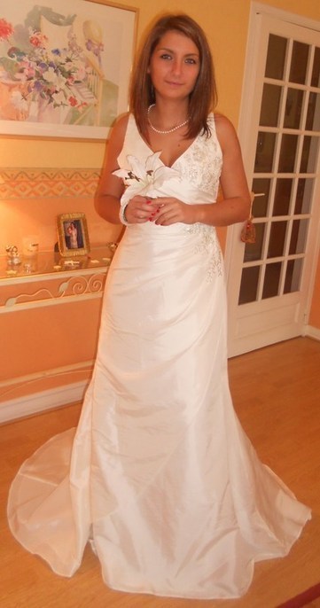 Annonce : Robe glamour - Ile de France - Seine et Marne - Occasion du mariage | Robes de mariée d'occasion | Scoop.it