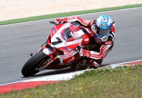 Team SBK Ducati Alstare | Friday at Portimao | Ductalk: What's Up In The World Of Ducati | Scoop.it
