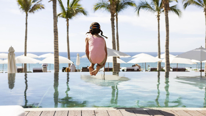 Travel Prices Heating Up: 4 Ways to Control Vacation Costs | Wealth Management Report - Living Your Dreams | Scoop.it