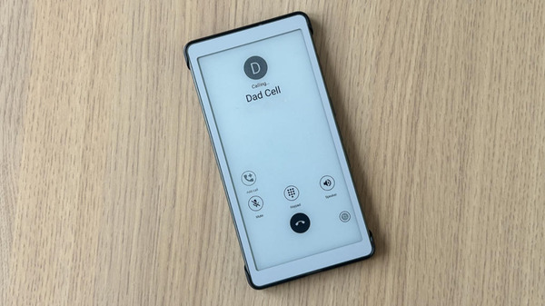 The Viwoods AiPaper Reader Is Also Secretly a Phone | La revue de presse «Livre et numérique» | Scoop.it