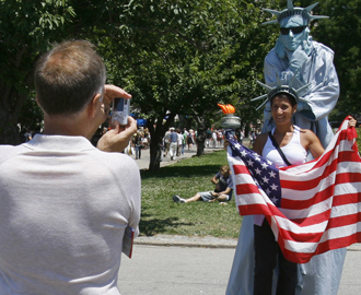 The Land of Big Groceries, Big God, and Smooth Traffic: What Surprises First-Time Visitors to America | Shareables | Scoop.it