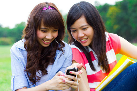 Study Suggests Mobile Devices Could Raise Skin Cancer Risk | The Health Report | Scoop.it