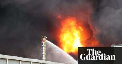Melbourne #factory #fire: toxic smoke warning after #explosions heard in West Footscray | Australia news | The Guardian | Risques industriels | Scoop.it