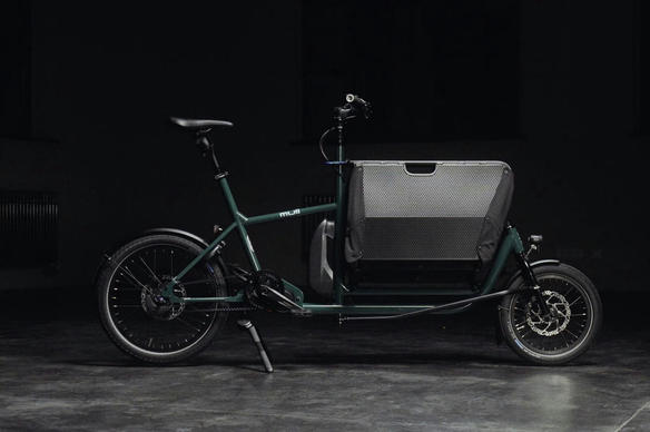 Ce vélo électrique biporteur est ultra-compact et très performant