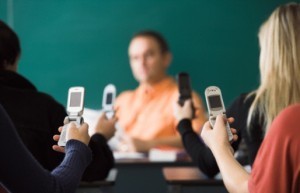 Class, Turn On Your Cell Phones: It’s Time to Text | MindShift | Digital Delights - Digital Tribes | Scoop.it