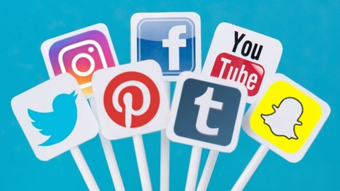 Quel est le réseau social le plus téléchargé en 2017 ? - Influenth | LA CURATION DE CONTENU DANS UN ENVIRONNEMENT NUMÉRIQUE | Scoop.it