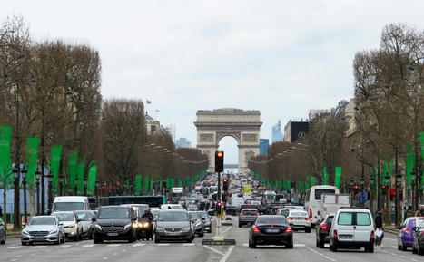 Mayor of Paris approved the Champs-Élysées transformation | Energy Transition in Europe | www.energy-cities.eu | Scoop.it
