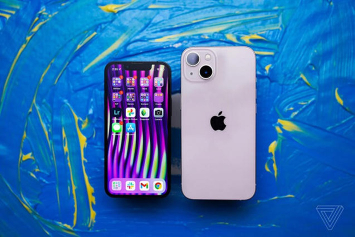 iPhone Handoff will seamlessly share one number between two phones | Science & Technology Report - Changing Our World | Scoop.it
