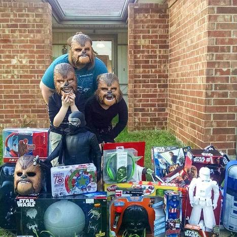 Kohl's sent a Star Wars treasure trove to the woman behind the megaviral Chewbacca video | consumer psychology | Scoop.it