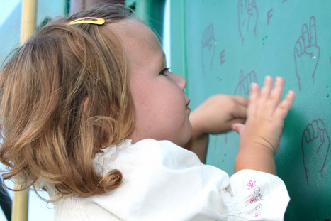 Maybe your Baby can't read. But what about Sign Language? | Science News | Scoop.it