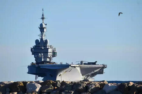 Le Charles-de-Gaulle part pour moins d'un mois de mission | DEFENSE NEWS | Scoop.it