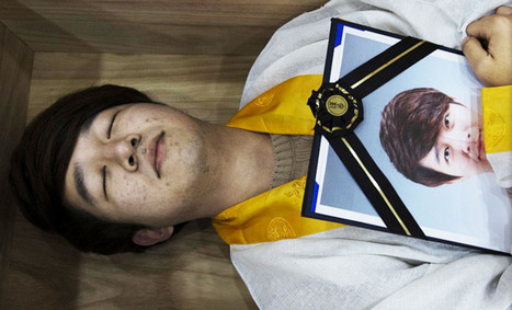 Thérapie vivifiante : ces Sud-Coréens suicidaires s’enferment dans un cercueil pour combattre leur envie de mourir | Dépendance et fin de vie | Scoop.it