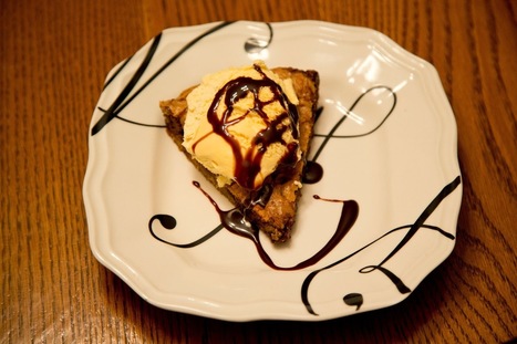 Nonesuch: Dark Chocolate Chunk Skillet Cookie | The Chic Chocolate Curator | Scoop.it