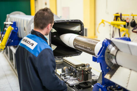 Conclusions du dialogue de place : le secteur financier confirme son engagement en faveur du financement de la BITD | DEFENSE NEWS | Scoop.it