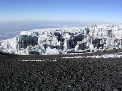 Les glaciers du Kilimandjaro disparaîtront d'ici 2030 - Futura Sciences | Télédétection veille IST INRAE & AgroParisTech | Scoop.it