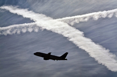 Les émissions de CO2 pourraient bientôt figurer sur les billets d'avion - rts.ch - Suisse | GREENEYES | Scoop.it