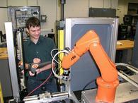 ABB Robotics launches new Educational Package | Robótica Educativa! | Scoop.it