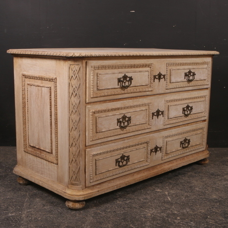 Wonderful French Oak Commode Antique Commodes