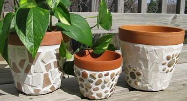 Decora tus macetas con simple mosaicos - Las Manualidades | A bit of everything | Scoop.it