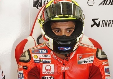 Iannone cancels shoulder surgery | Ductalk: What's Up In The World Of Ducati | Scoop.it
