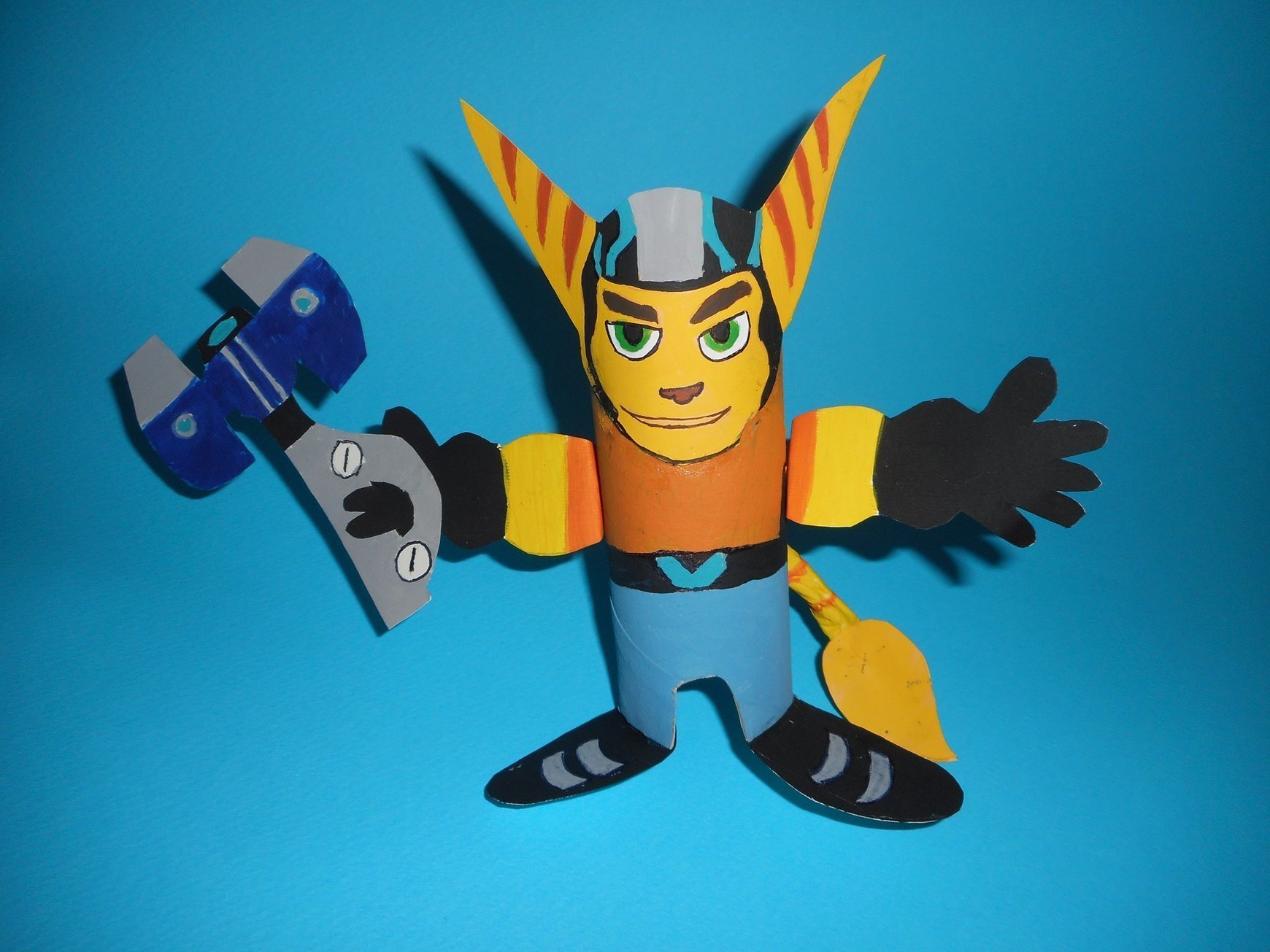 Do-it-yourself Ratchet From Toilet Paper Roll