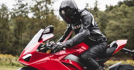 Ducati Gave Me A Panigale V4 S And This Is What Happened | Ductalk: What's Up In The World Of Ducati | Scoop.it
