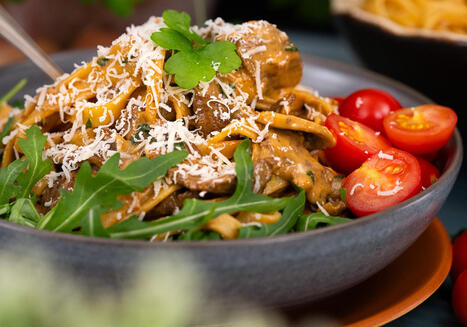 L&ouml;vbiff &ndash; recept med kr&auml;mig s&aring;s och pasta | 1Uutiset - Lukemisen t&auml;hden | Scoop.it