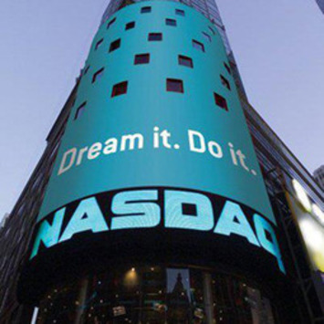 A Portfolio Strategy Warren Buffett Would Approve - NASDAQ | Wealth Management Report - Living Your Dreams | Scoop.it