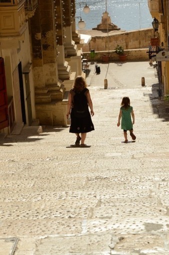 Strolling down #StPaulsStreet in #Valletta #Malta #photography | Malta Life | Scoop.it