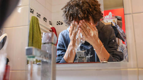 Face à l'inflation, de plus en plus de Français rognent sur leurs dépenses d'hygiène : "On a l'impression de descendre une pente glissante" | Commerce Connecté | Scoop.it