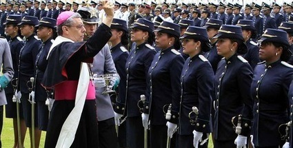 De Avanzada: Policía Nacional celebra su cumpleaños violando la Constitución | Religiones. Una visión crítica | Scoop.it