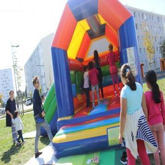 Cholet. Les habitants de Jean-Monnet fêtent leur quartier | L'actualité des quartiers politique de la ville de Bretagne et Pays de la Loire | Scoop.it